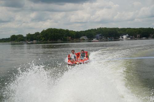 34372208-4039-4446-833D-CF432F5D1CFD 1 105 c